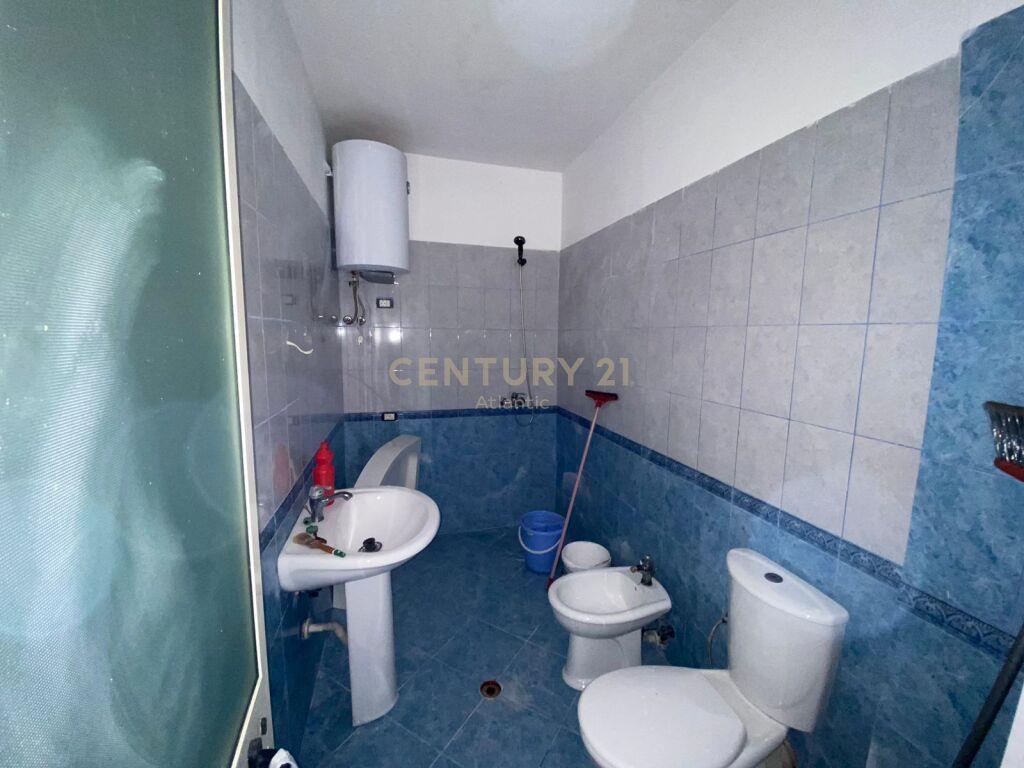 SHITET APARTAMENT 2+1 NE PLAZH ILIRIA!