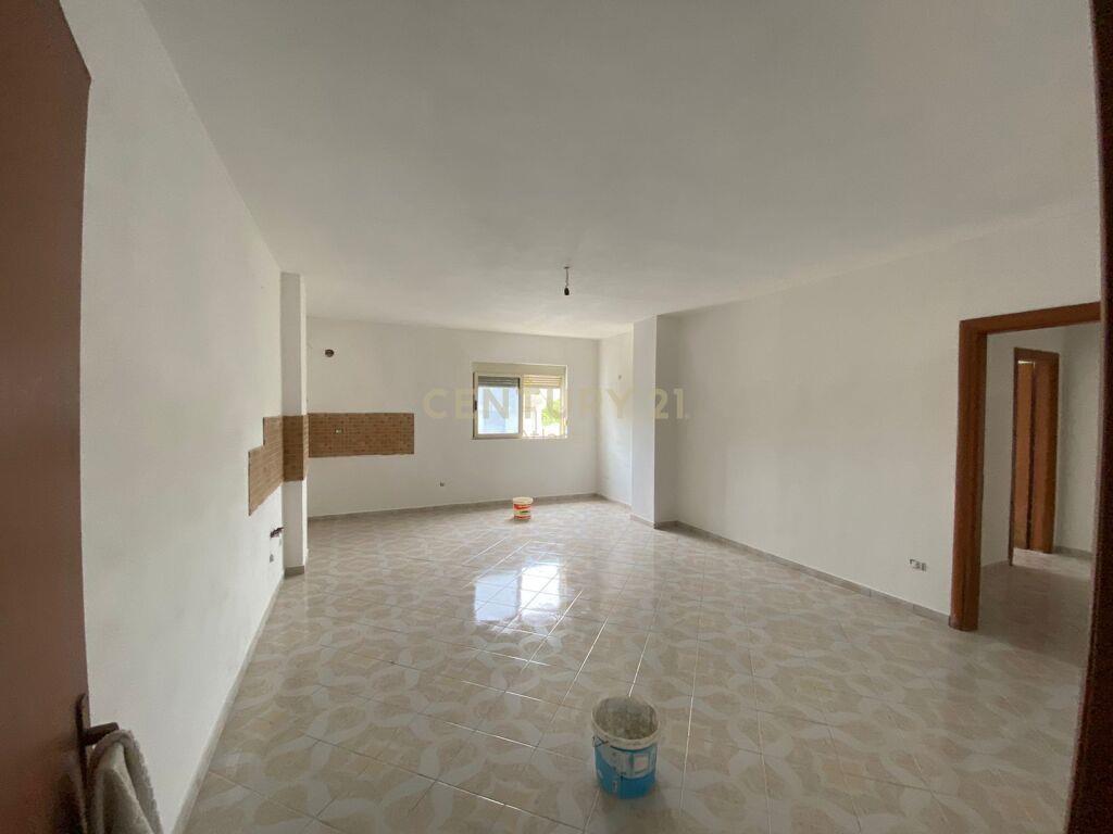SHITET APARTAMENT 2+1 NE PLAZH ILIRIA!
