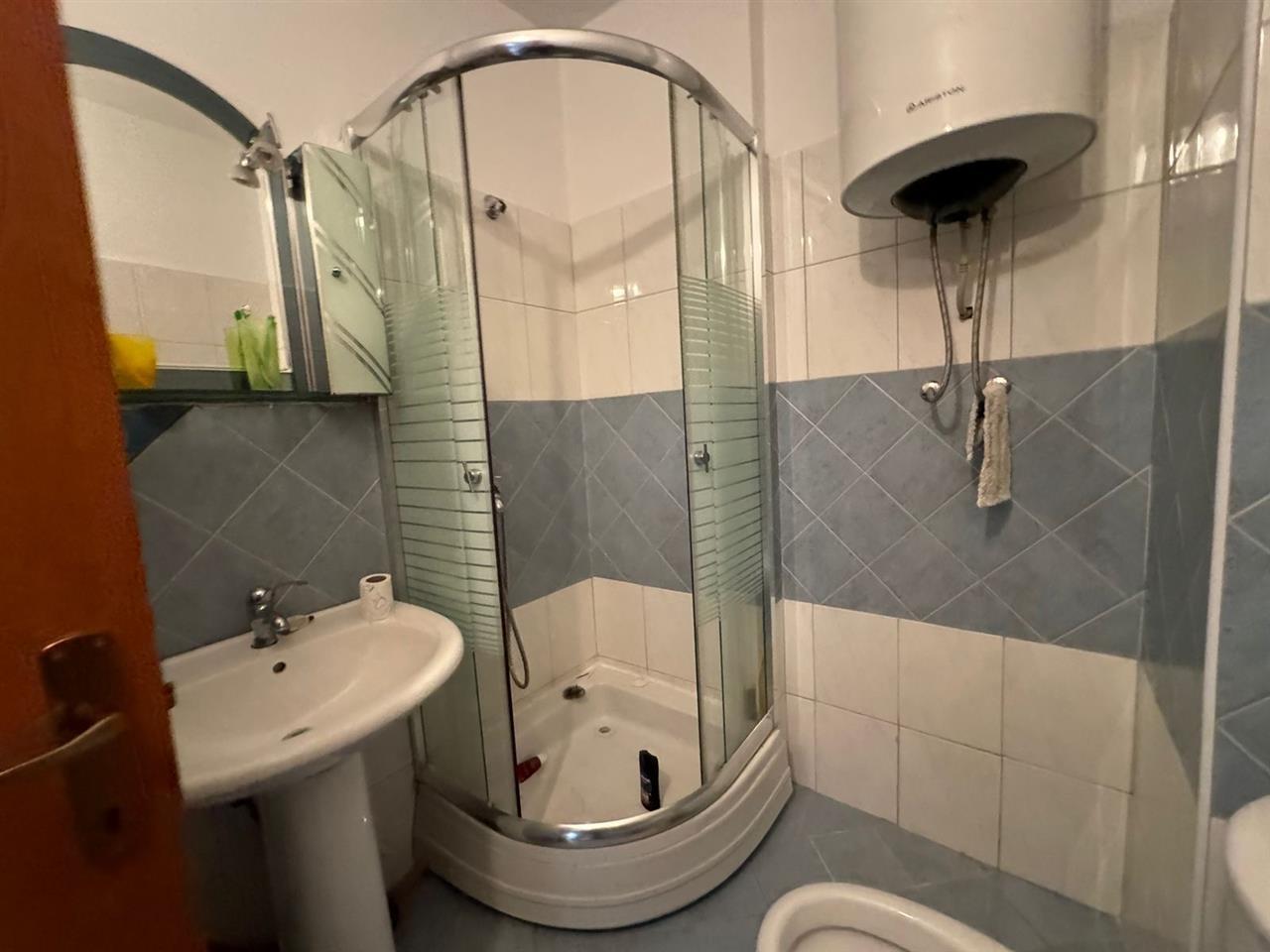 SHITET APARTAMENT 1+1 ISH URT ,DURRES