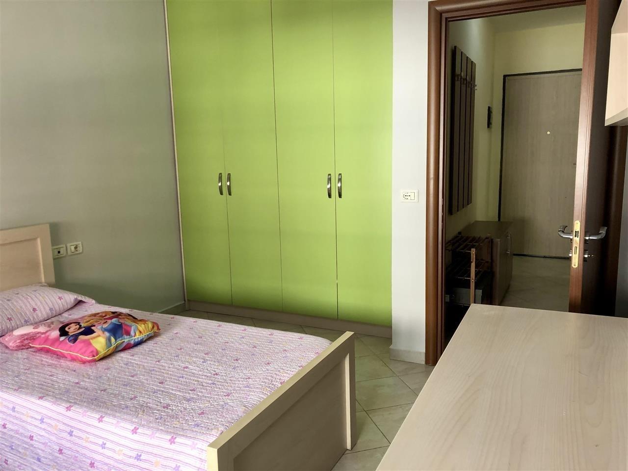 Apartament me qera 1+1 afer Prokurorise se Tiranes