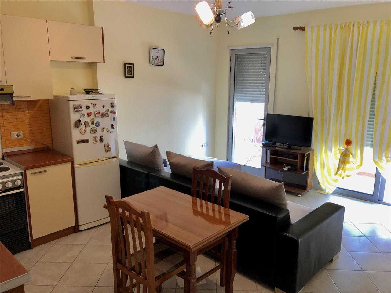 Apartament me qera 1+1 afer Prokurorise se Tiranes