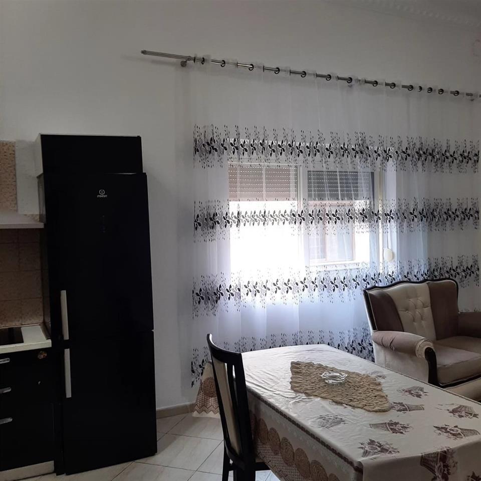 jepet apartament me qera stadiumi durres