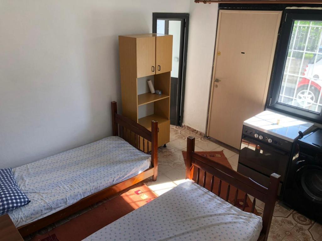 Jepet me Qera Shtepia Prane Institutit Bujqesor