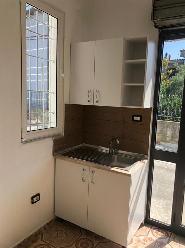 Jepet me Qera Shtepia Prane Institutit Bujqesor