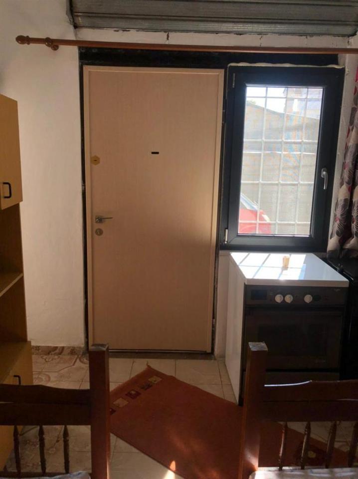 Jepet me Qera Shtepia Prane Institutit Bujqesor