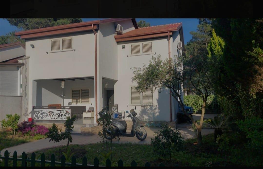 Vile ne shitje ne fshatin turistik pishat e buta