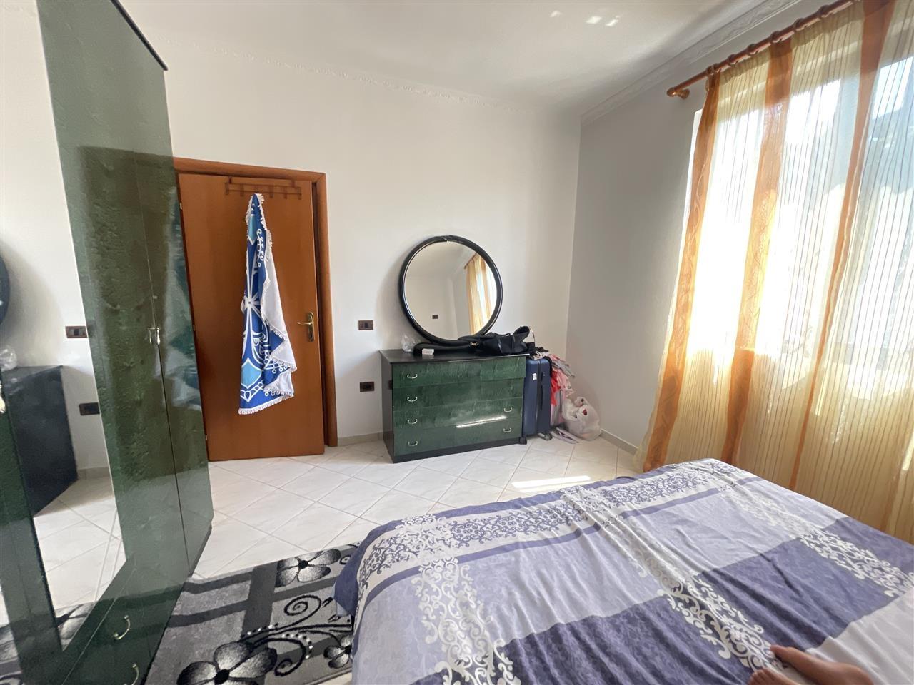 JEPET ME QERA SHTEPI PRIVATE NISHTULLA,DURRES