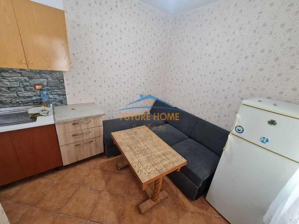 Qera, Apartament 1+1 ,Prane Fakultetit te mjeksis, Tiranë
