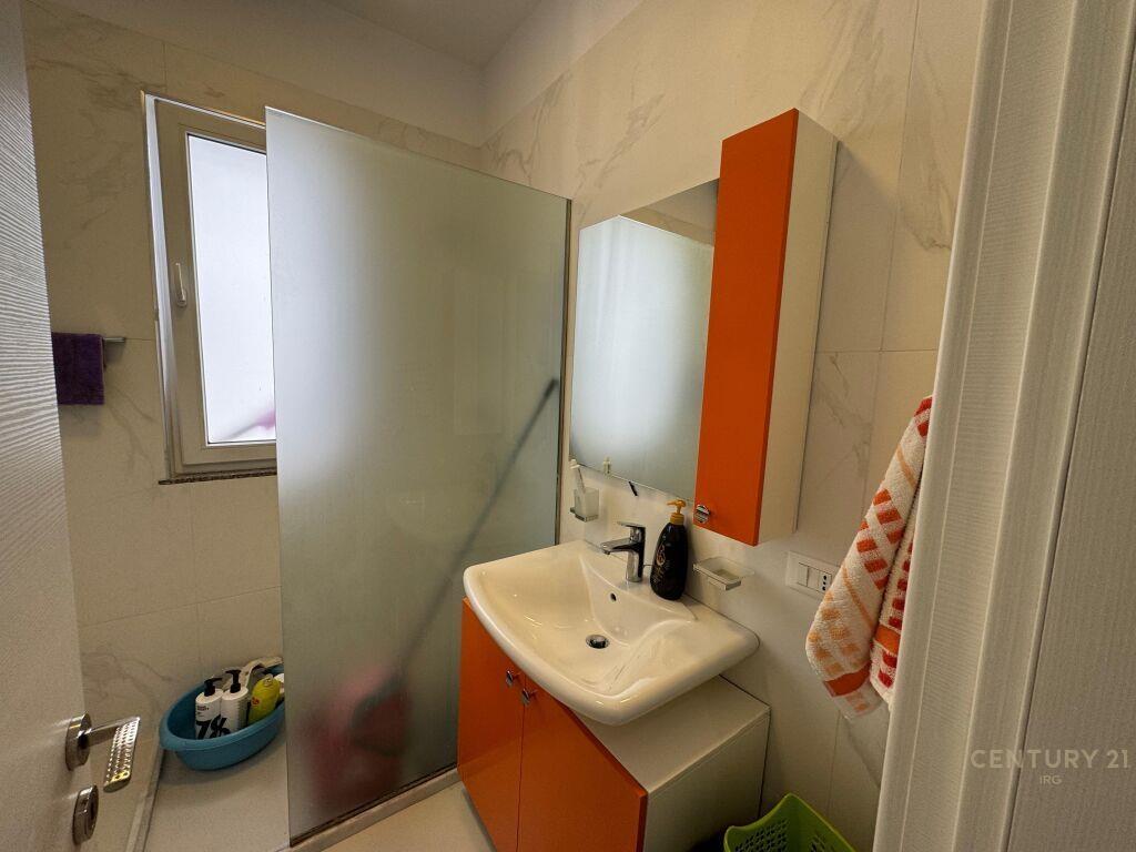 Qira Apartament 2+1+Depo Komuna e Parisit 850 € 81 m2