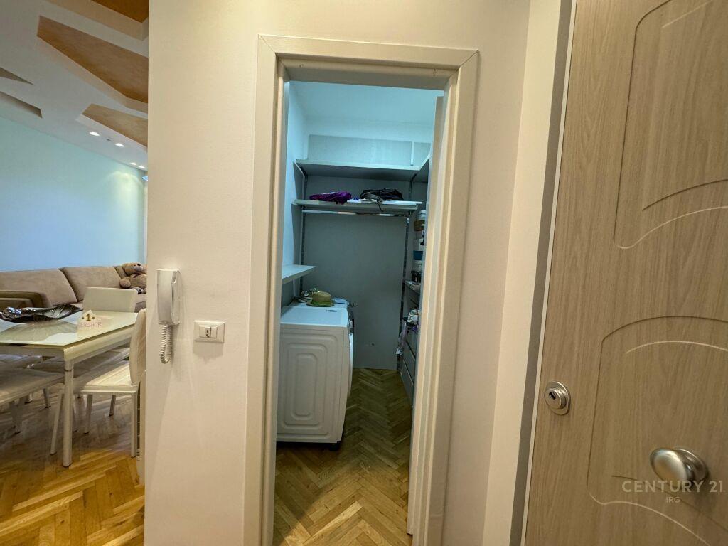 Qira Apartament 2+1+Depo Komuna e Parisit 850 € 81 m2