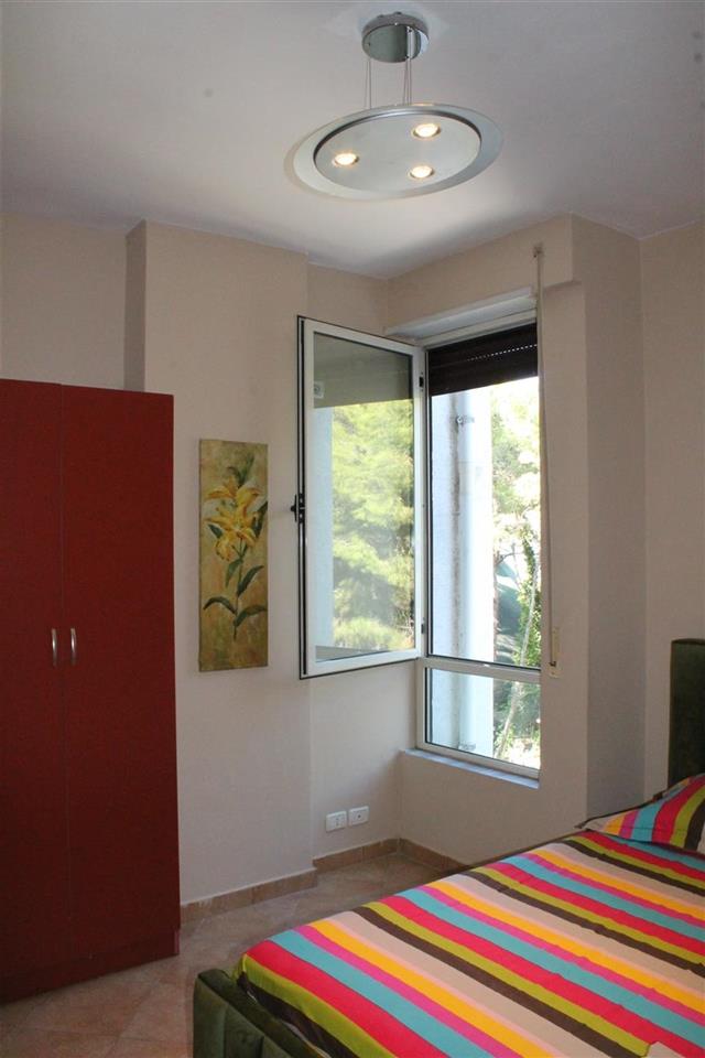 Jepet me qera 1+1 Durres