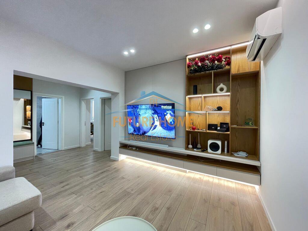 Qira, Apartament 1+1, Myslym Shyri, Tiranë