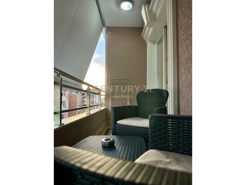 Shitet Apartament 1+1 Mylsym Shyri 255 000 €