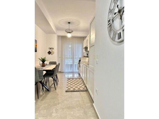 Shitet Apartament 1+1 Mylsym Shyri 255 000 €