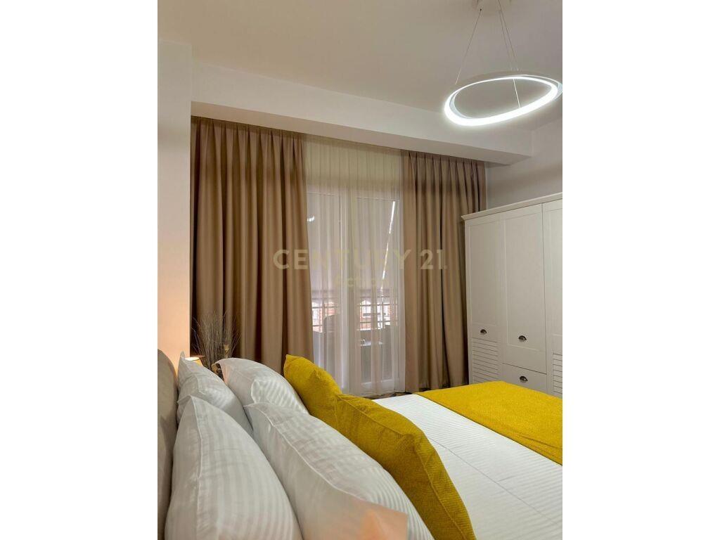 Shitet Apartament 1+1 Mylsym Shyri 255 000 €