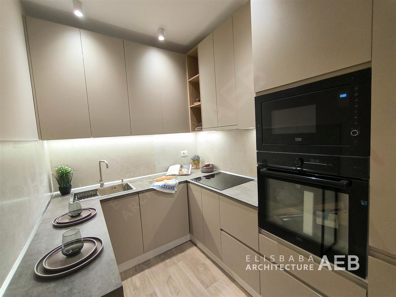 Apartament 2+1 me parkim privat Rr. Kavajes