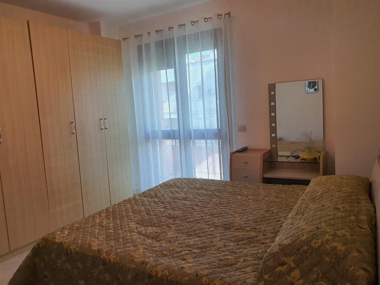 Apartament me qera