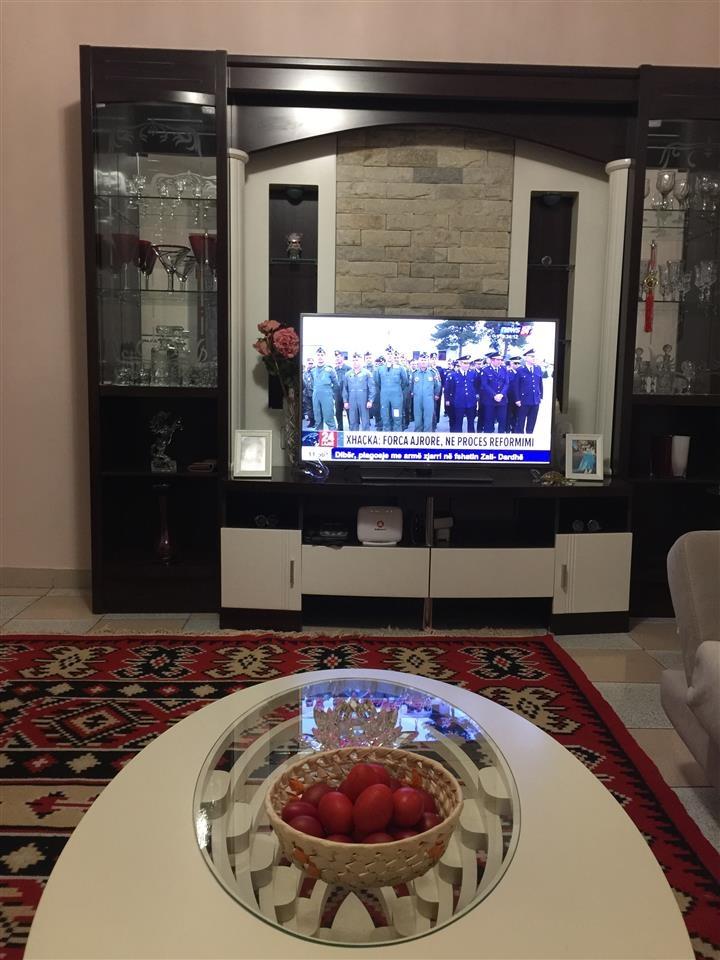 Apartament ▪︎3+1+1▪︎kati 3-te▪︎”15 Tetori Fier”