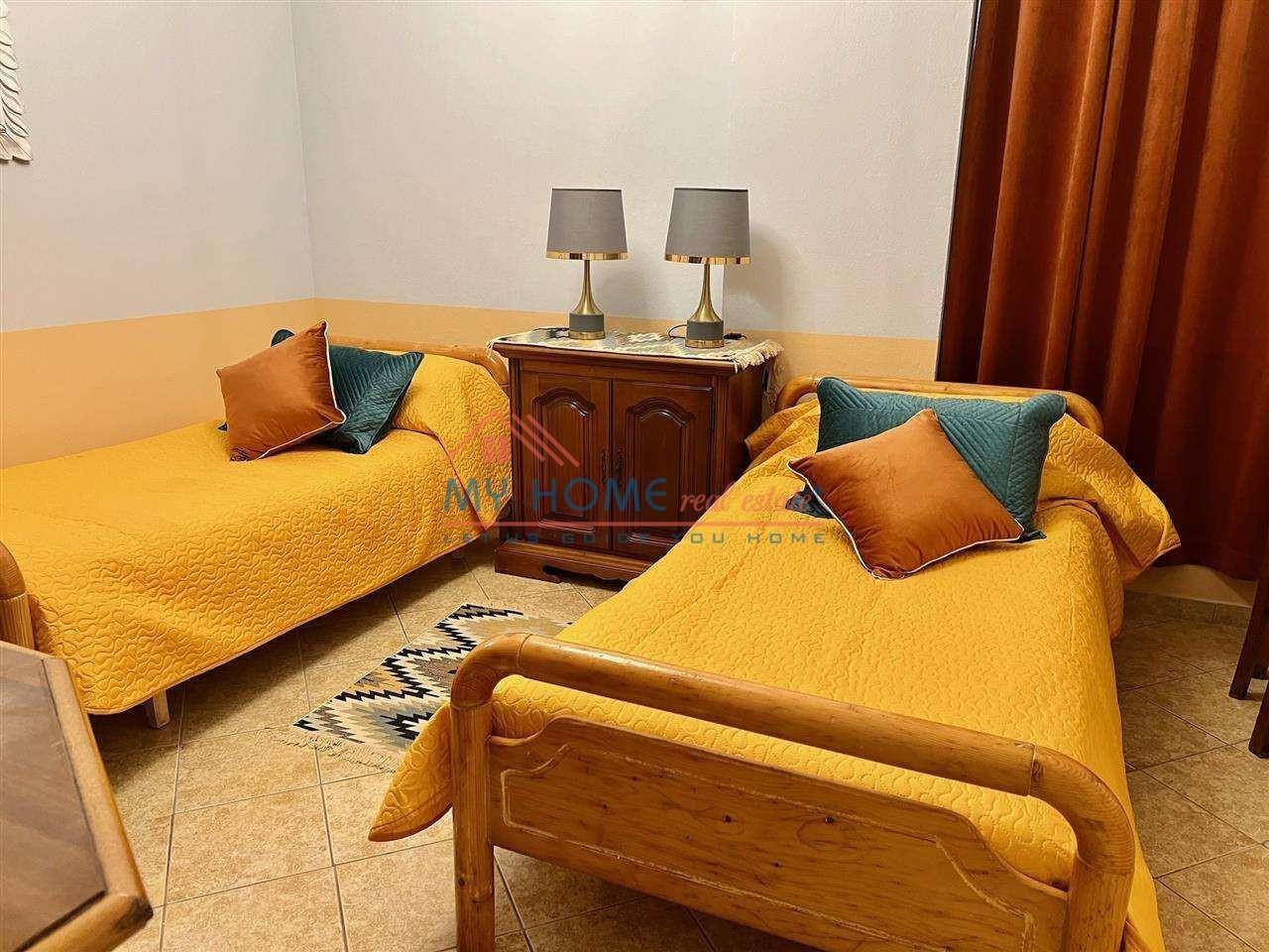 Apartament 2+1 me Qira Pazari i Ri Tirane