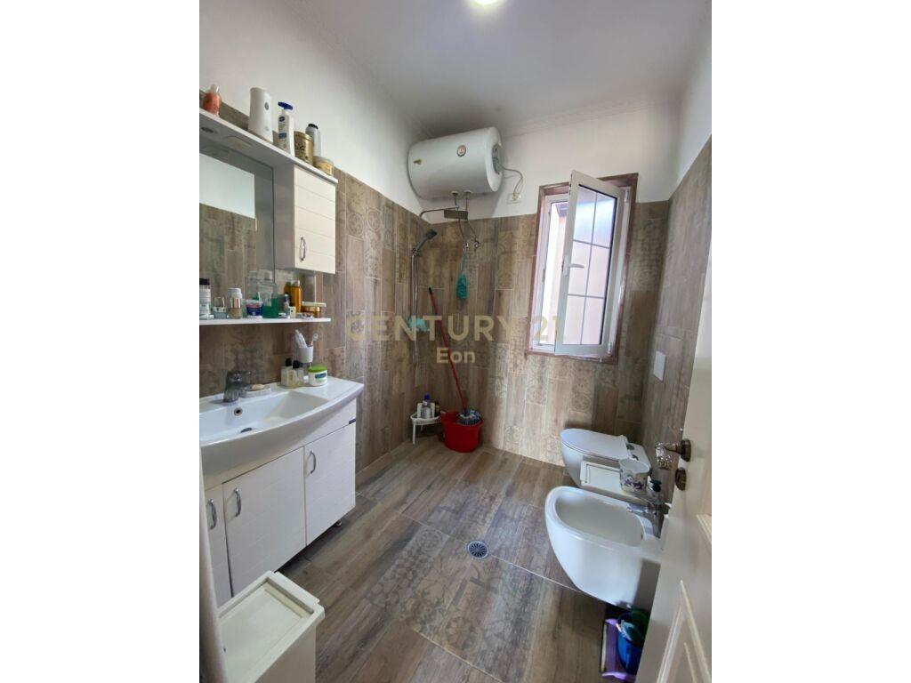 SHITET SUPER VILE NE XHAFZOTAJ DURRES!