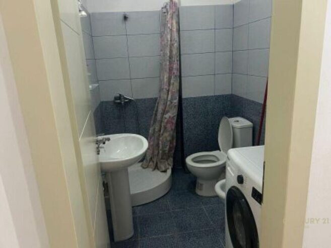 Shitet Apartament 1+1 Kodra e Diellit 99 000 € 63 m2