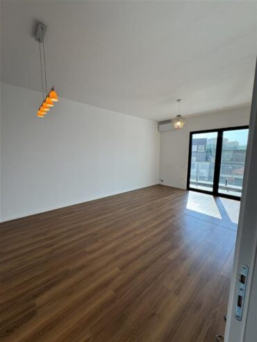 Apartament tek farmacia 10