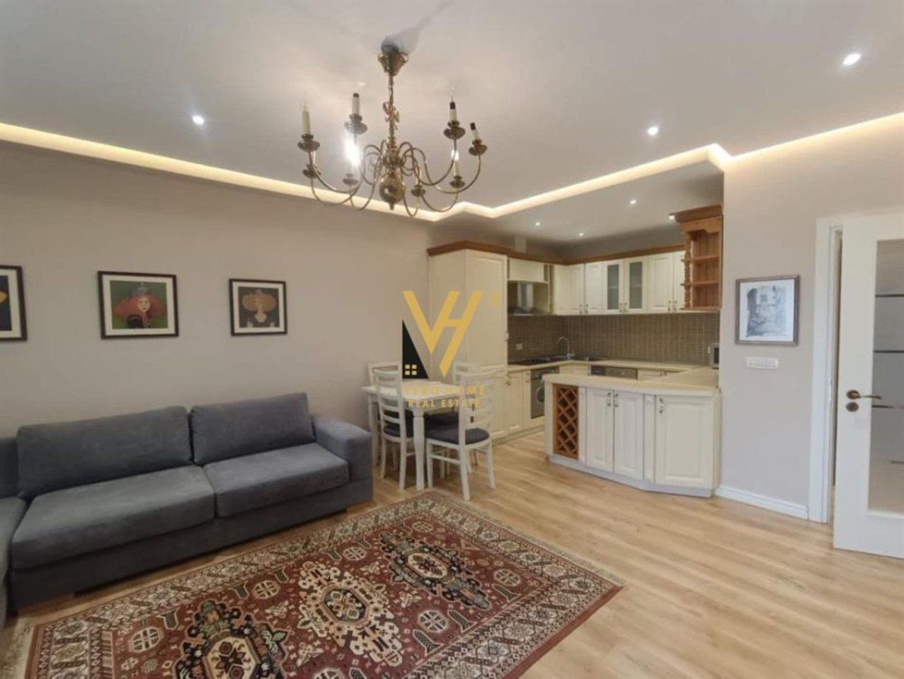 APARTAMENT 1+1ME QERA TE SHKOLLA E BALETIT 800E