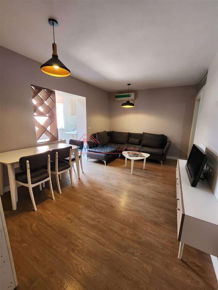 Apartament 2+1 me qera ne Myslym Shyri