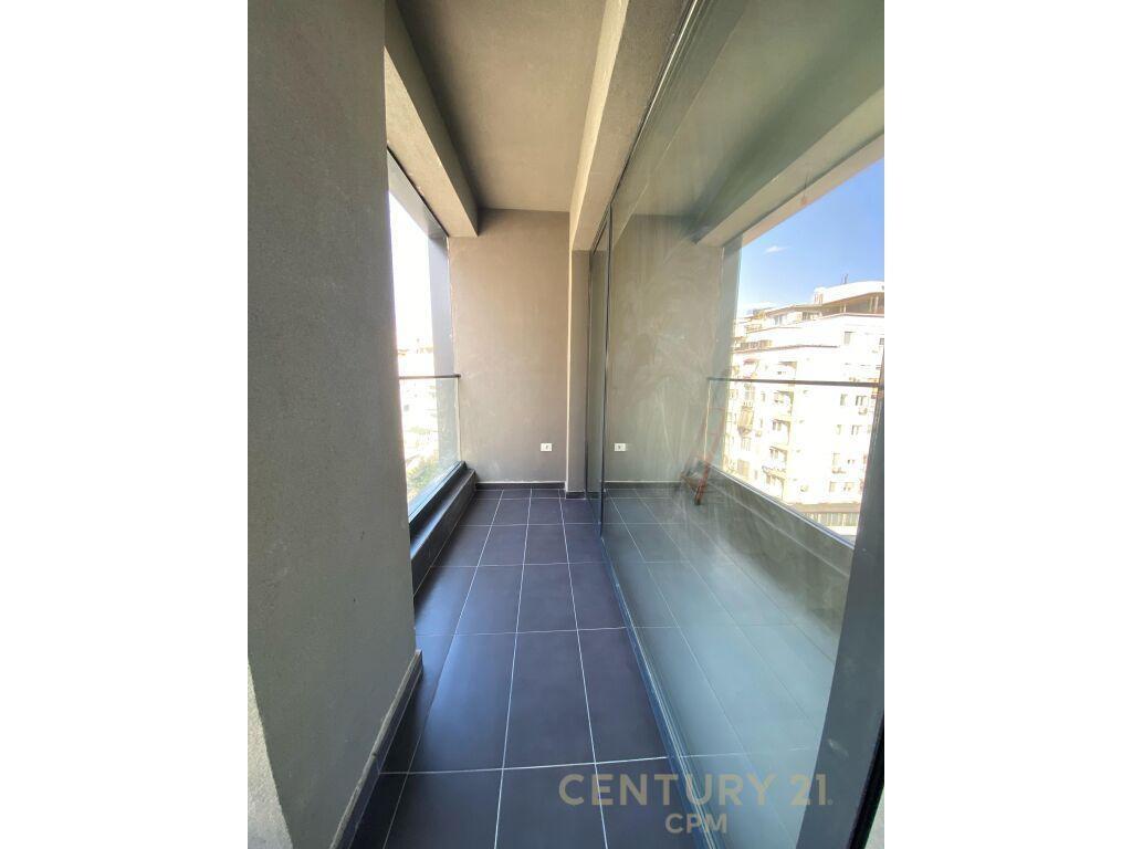 Qira apartament ose ambient per zyra 2+1+2 ne Komun