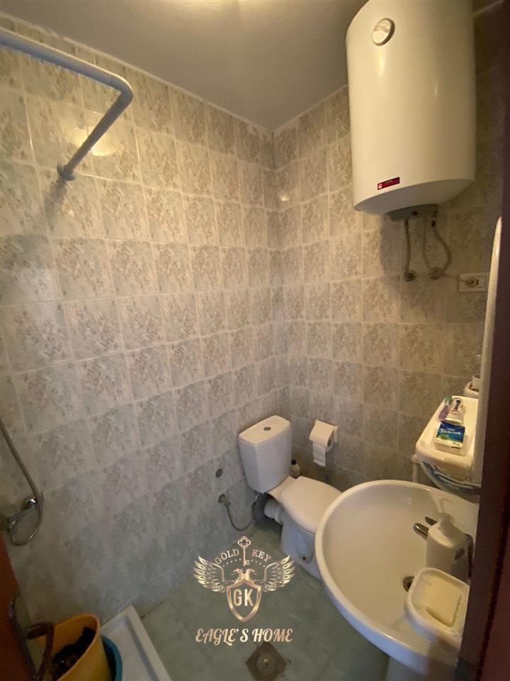 Shitet Super Apartament • 2+1+ 2 me 2 Ballkone