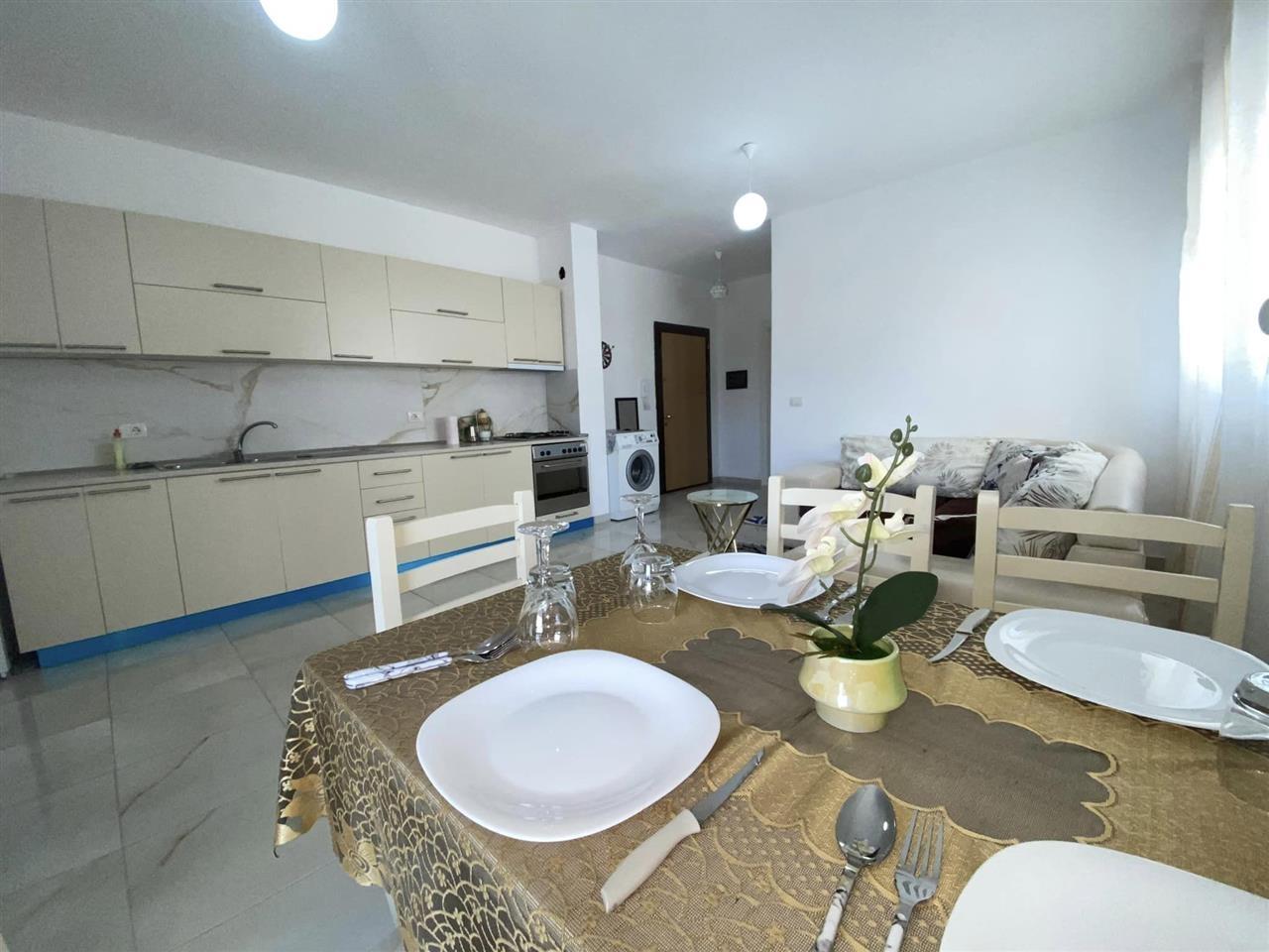 QERA DITORE / DAILY RENT e lire nga 15 gushti