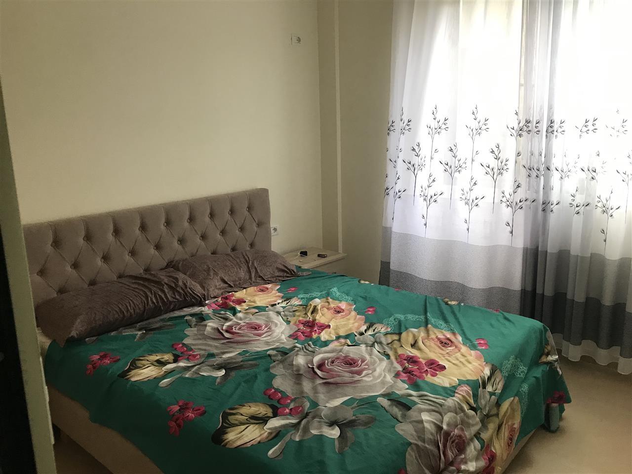 Jepet me qera 1+1 + banje