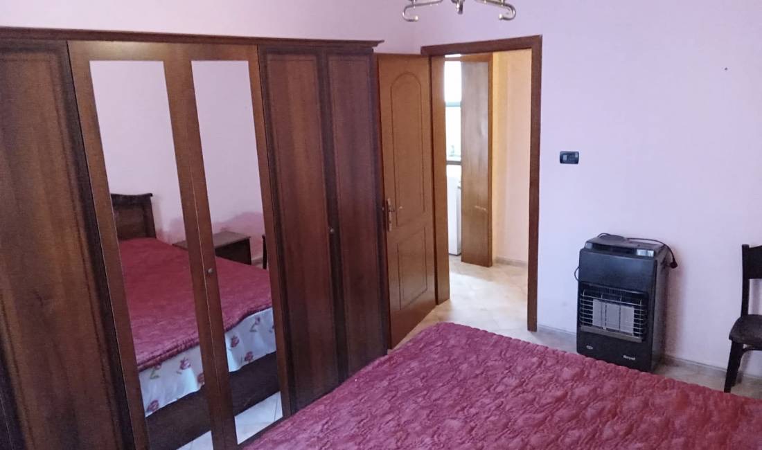 SHTEPI ME QERA 2+1 – MEDRESEJA