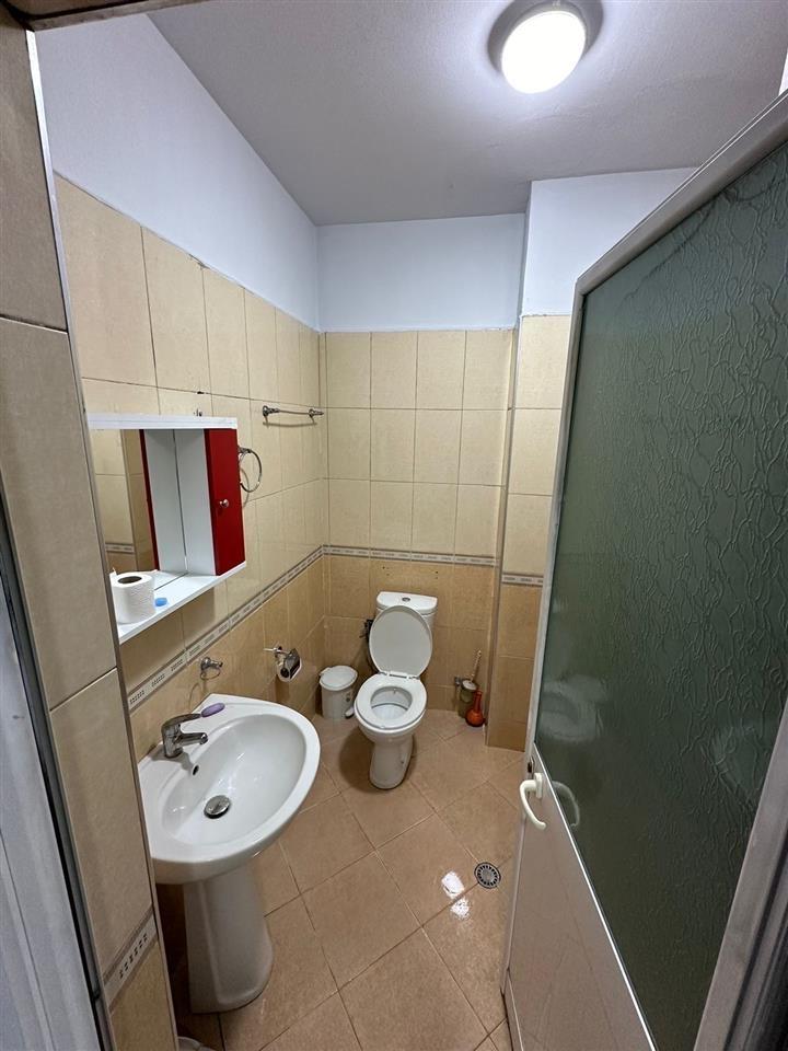 Jepet me qera,2+1,E mobiluar