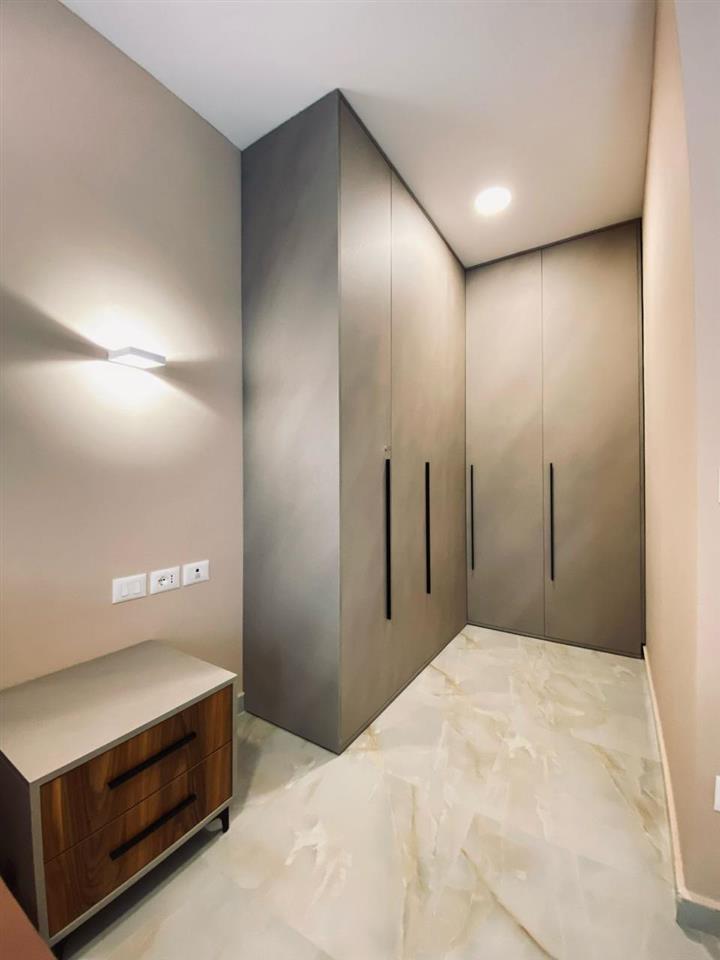 Rruga e Kavajes,Garden Building,jepet apartament 1+1 me qira