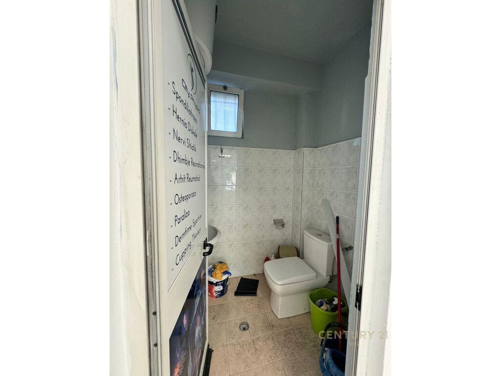 Qira Ambient Komercial Zogu i Zi 1200 € 115 m2