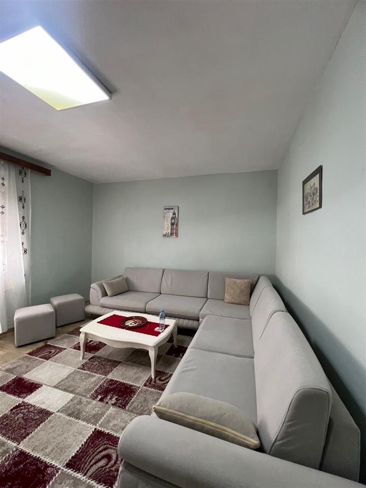 Shitet apartament 1+1+aneks , Myslym Shyr.