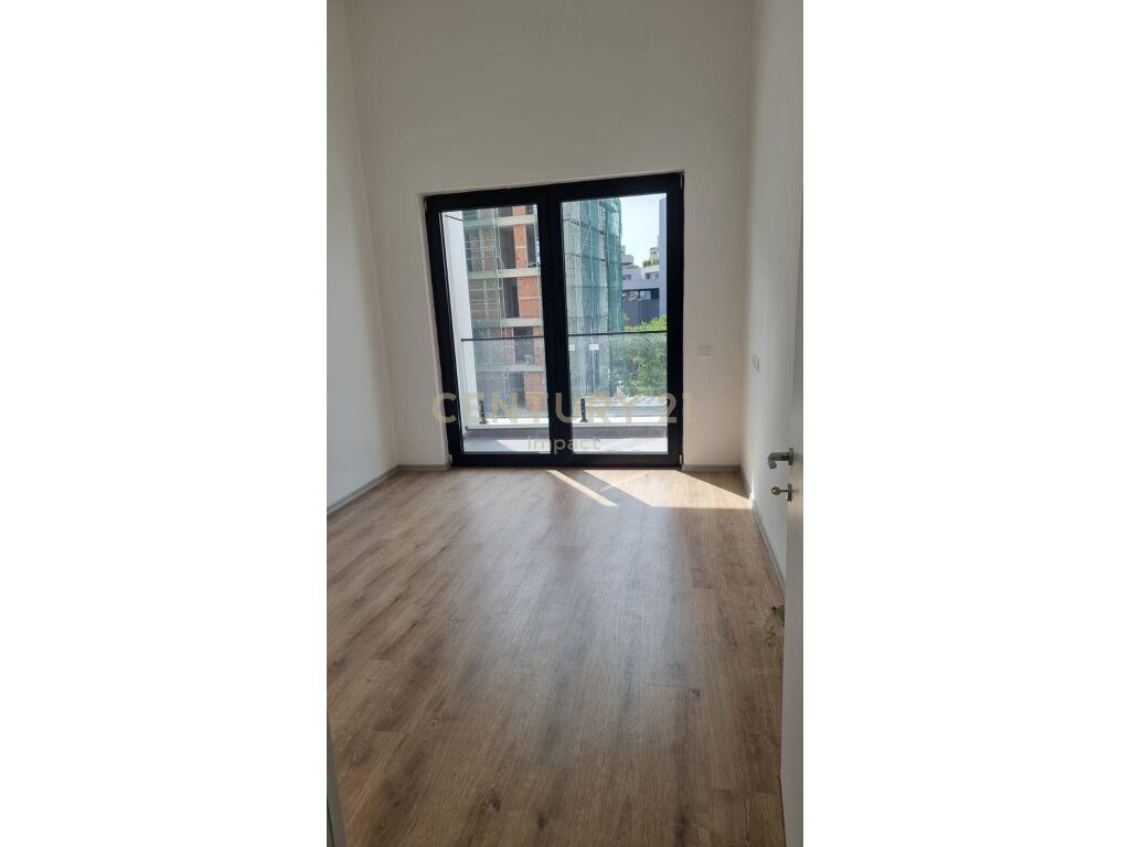 JAPIM APARTAMENT 2+1 ME QIRA TE ARLIS FARMACIA 10!