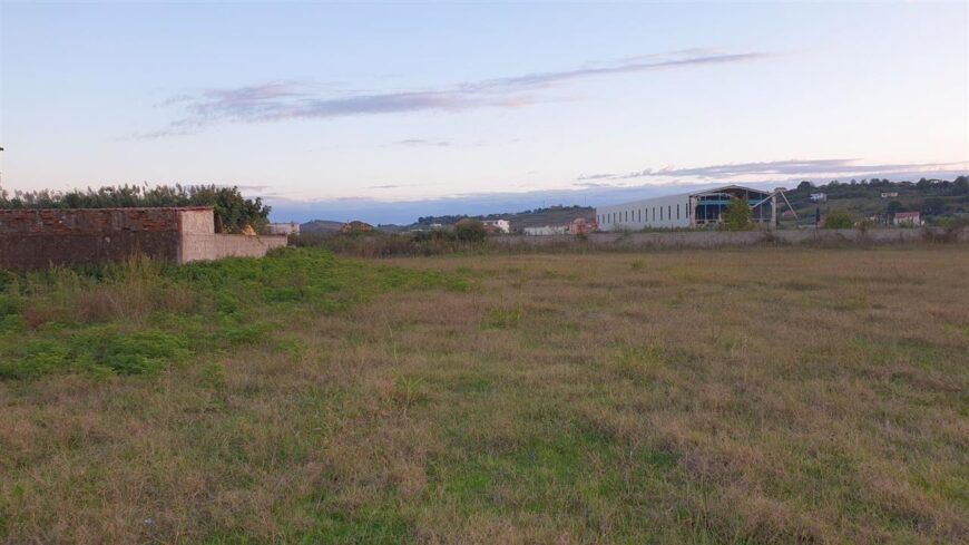 Durres, jap me qera toke 9.700 m² 0.10 Euro/m2