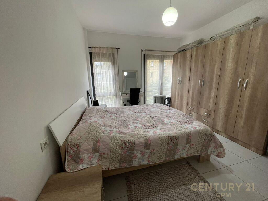 Qira Apartament 1+1 Pazari i Ri 500 € 65 m2