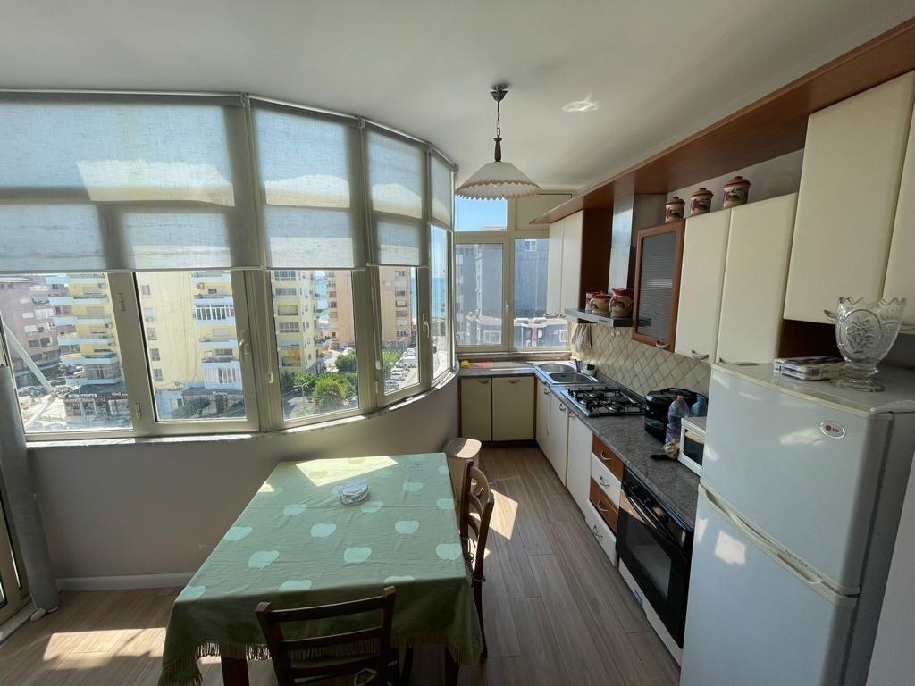 JEPET ME QERA 1+1 NE VOLLGA DURRES !