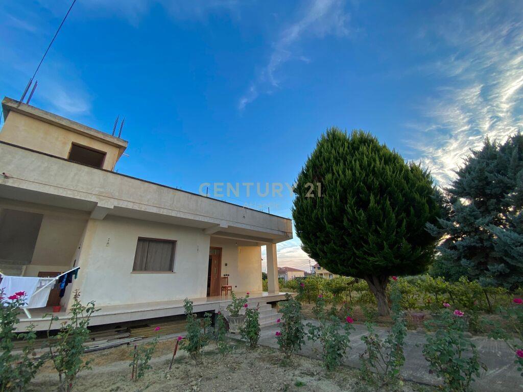 SHITET SHTEPI PRIVATE NE RRETH~SHIJAK!