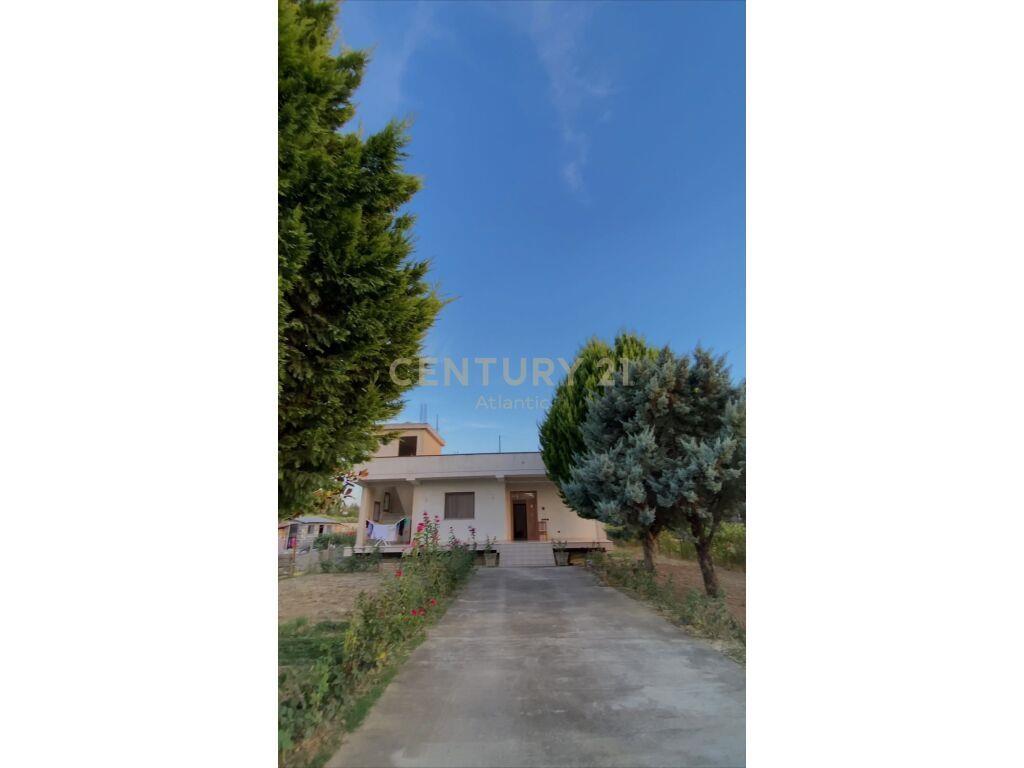 SHITET SHTEPI PRIVATE NE RRETH~SHIJAK!