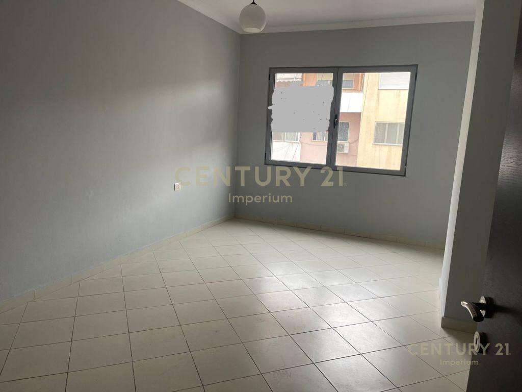 2+1+2 apartment for rent in Astir!