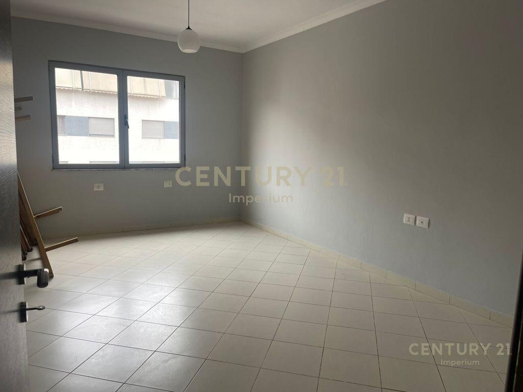 2+1+2 apartment for rent in Astir!