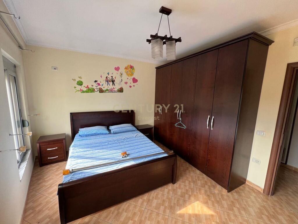 Jepet me Qira Apartament everest98850