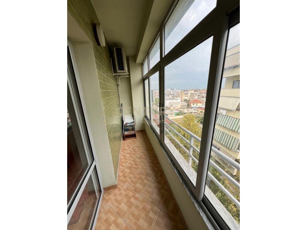 Jepet me Qira Apartament everest98850