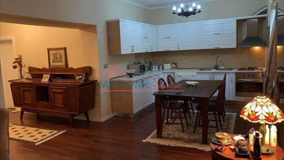 Apartament 3+1 ne Shitje Rruga Elbasanit Tirane