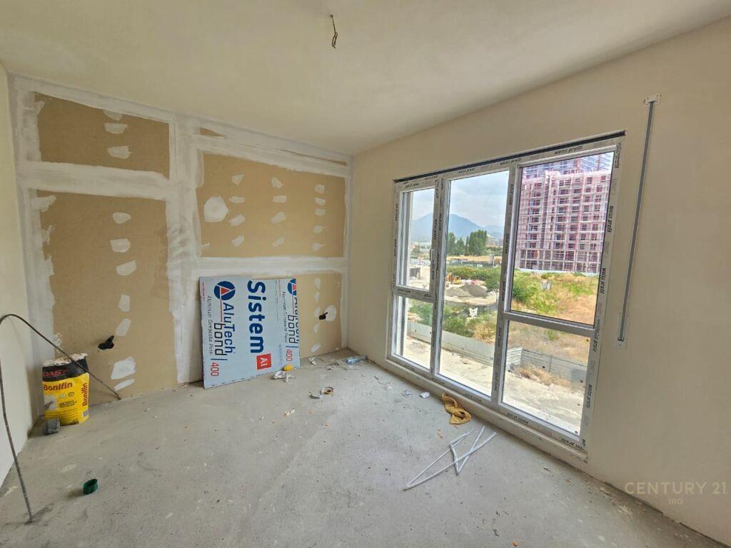 Shitet Apartament 2+1+2 Bulevardi i Ri 180 000 € 109 m2