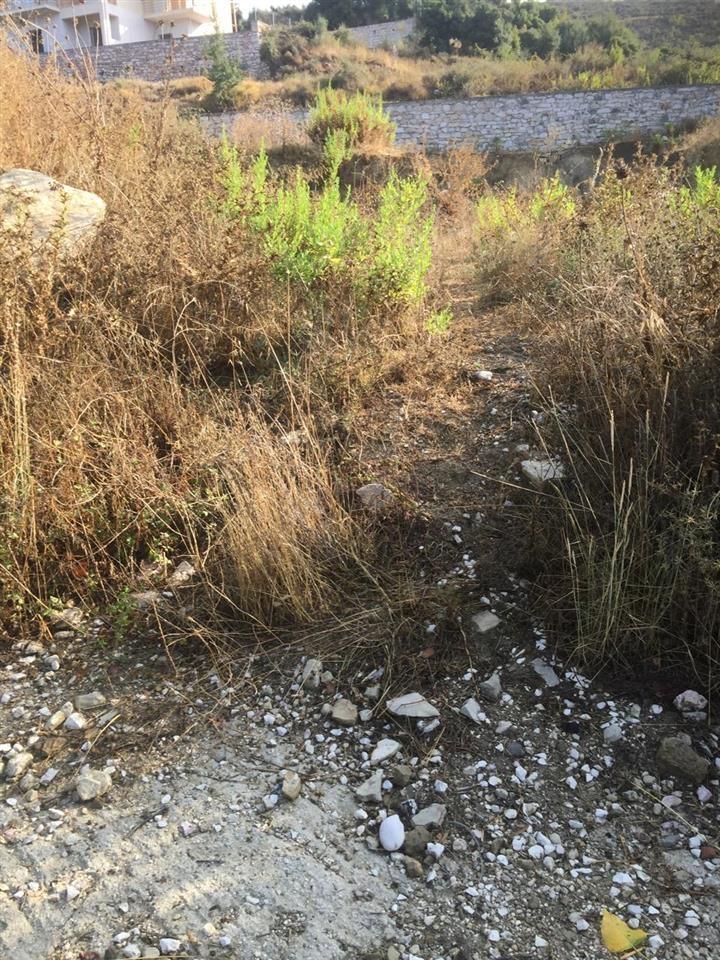 Shesh Ndertimi 500m2 me hipoteke